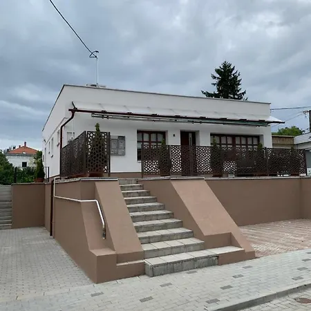 Varosi Idill Appartement Veszprém