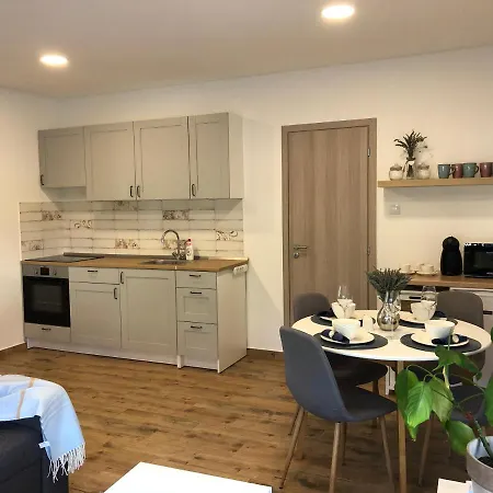 Varosi Idill Apartment Veszprem