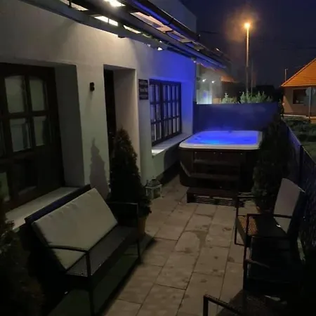 Varosi Idill * Veszprem