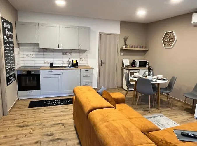 Apartament Varosi Idill *